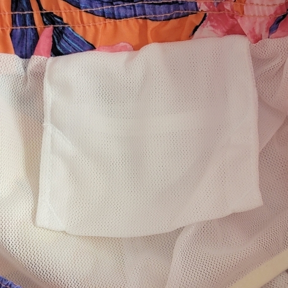 Calvin Klein Multi Color Floral Tropic Swim Trunks Sz XL NEW - Picture 11 of 14